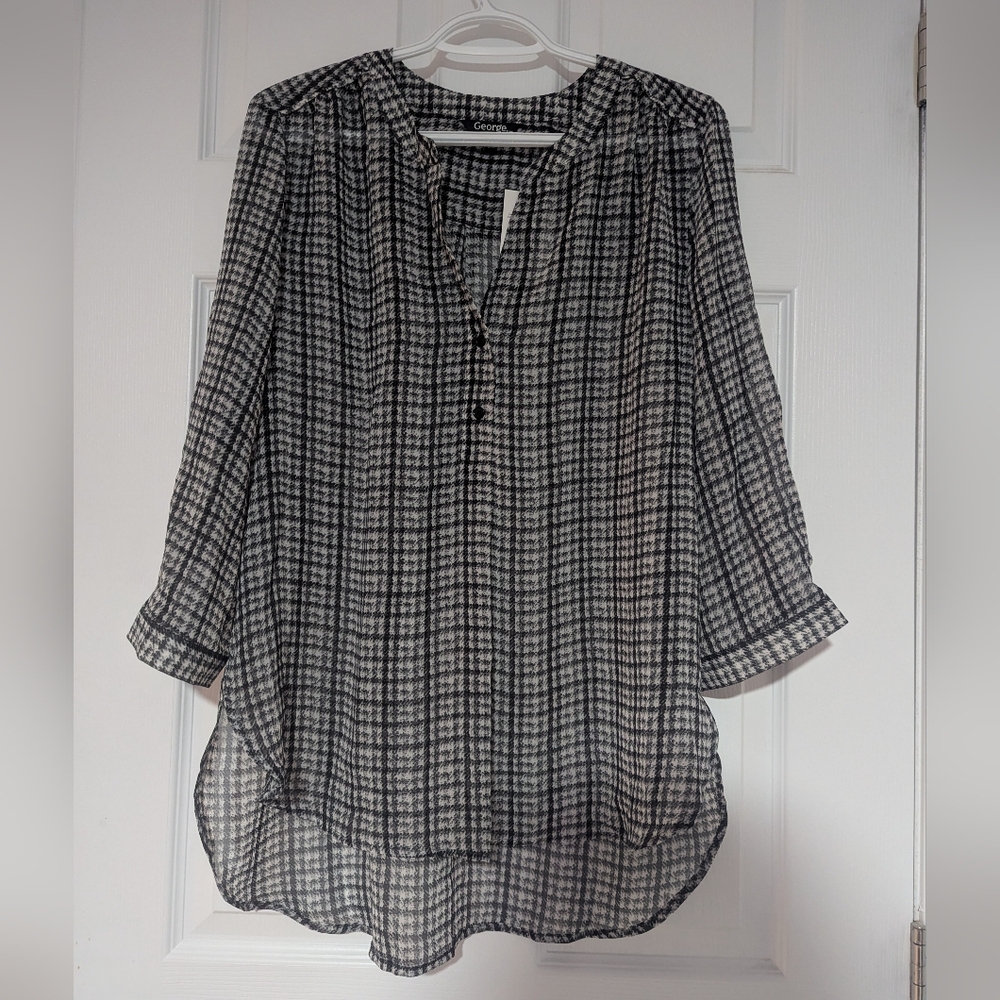 Black and White Checkered Women's Top
